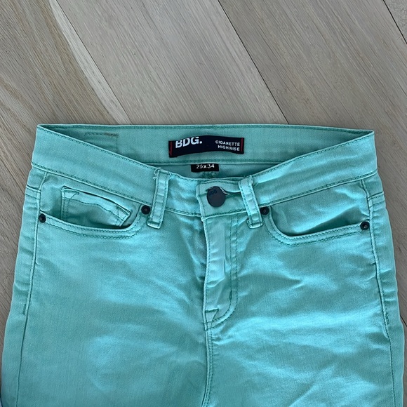 BDG skinny mint green size 25x34 womans Jeans - Picture 2 of 4